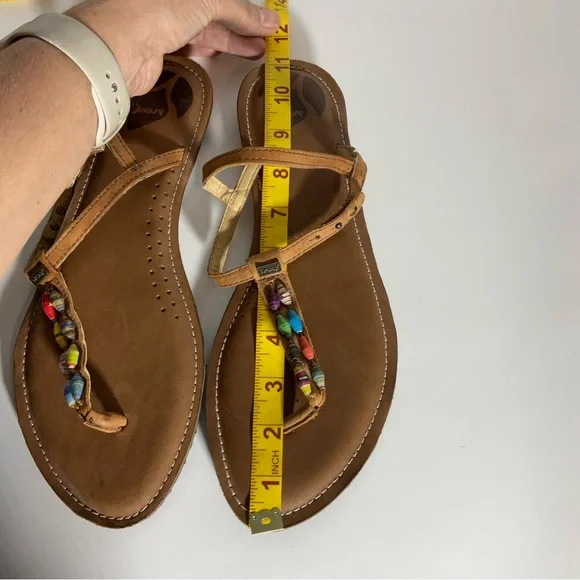 Reef Multi-Color Jewel Beads Between Toe Brown Ankle Strap Sandals Snap Closure. - Picture 13 of 16